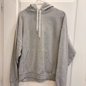 ALO Yoga Men's Light Gray Pullover Hoodie